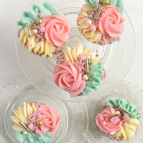 CUPCAKES 12 St. Feminin